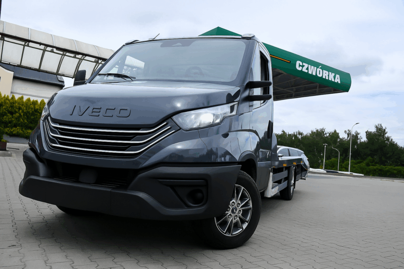 Samochód z wypożyczalni samochodów - Wypożycz Bus w Rzeszowie