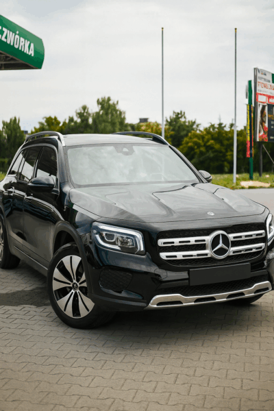 Samochód z wypożyczalni samochodów - Wypożycz Bus w Rzeszowie