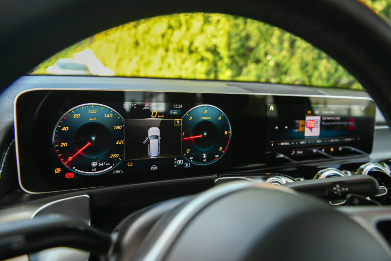 Samochód z wypożyczalni samochodów - Wypożycz Bus w Rzeszowie